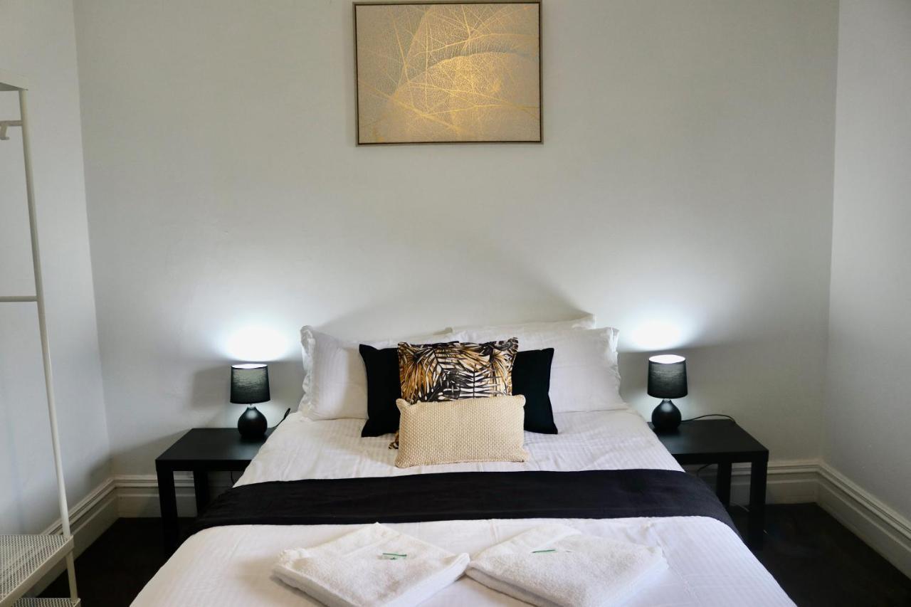 The Commercial Hotel Wallerawang Екстер'єр фото