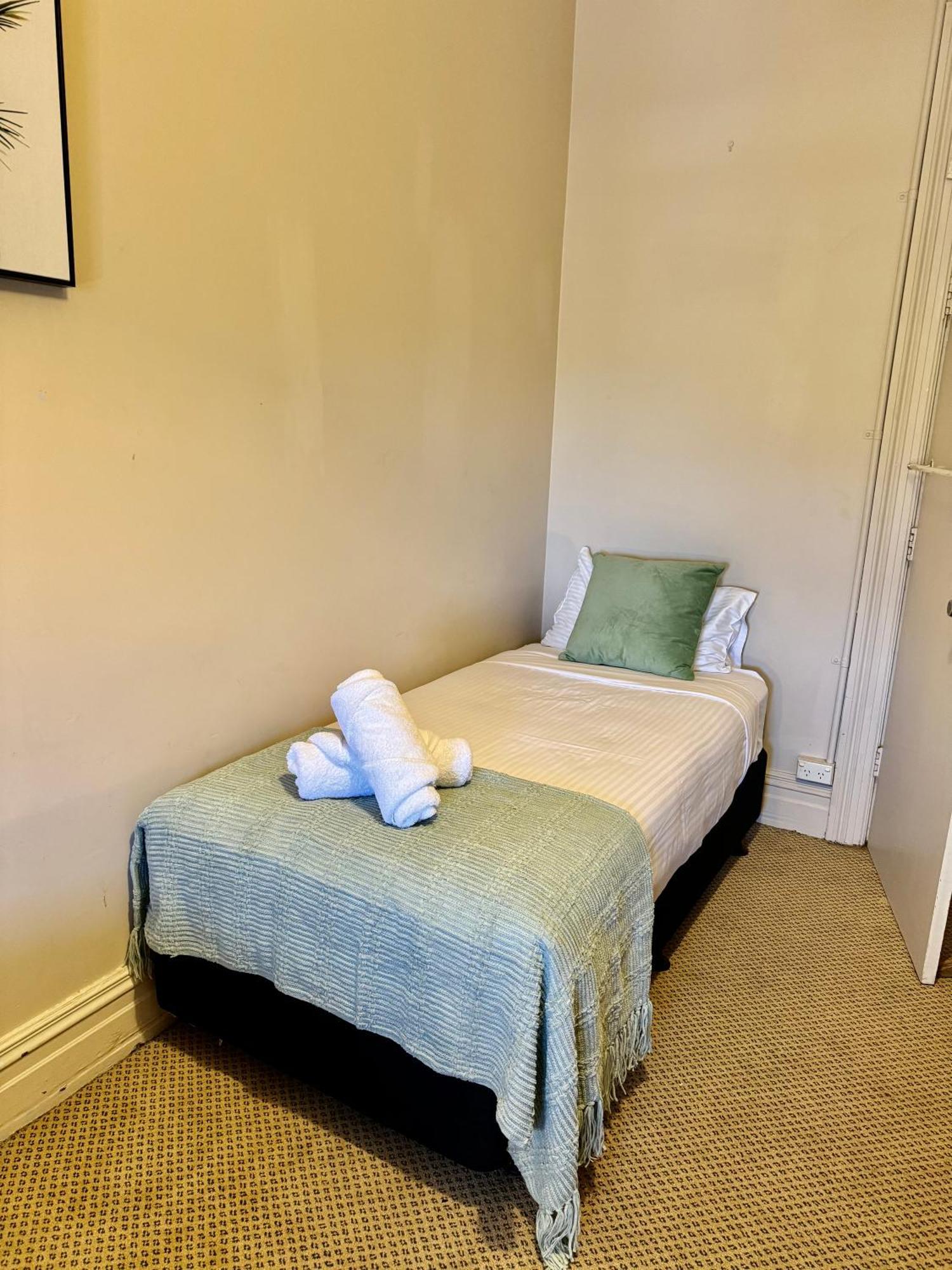 The Commercial Hotel Wallerawang Екстер'єр фото